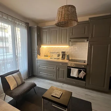 Apartman F2 Climatise Centre St Raphael Plages 900 M Et Gare Saint-Raphaël